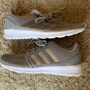 Adidas Cloudfoam size 8.5
